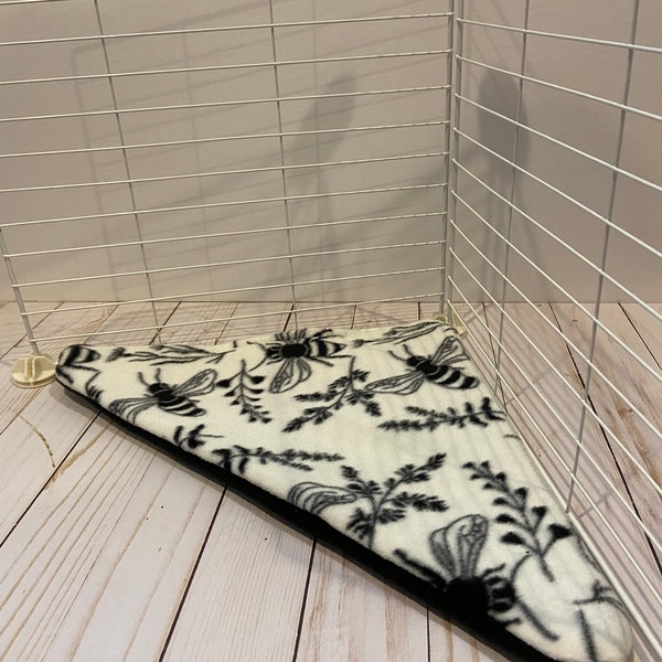 Corner Pee Pad | Guinea Pig and Small Animal Fleece Liner, C&C, Midwest | Fleece Bedding | Cage Liner