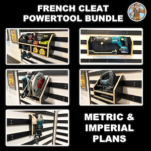 Pode incluir: Pacote de ferramentas elétricas French cleat com planos. A imagem mostra várias ferramentas elétricas e acessórios organizados em um sistema montado na parede. Inclui uma serra recíproca, uma serra circular e outras ferramentas. O texto diz "Planos métricos e imperiais."
