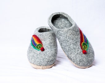 Colorful felted 100% Woolen shoes with Soft Leather Sole | Handmade in Nepal Indoor Shoes | Fine Quality Embroidery Woolen Shoes/Slippers