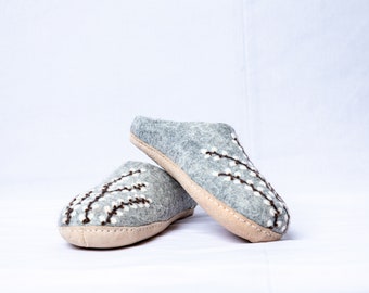 Felted embroidery 100% woolen shoes