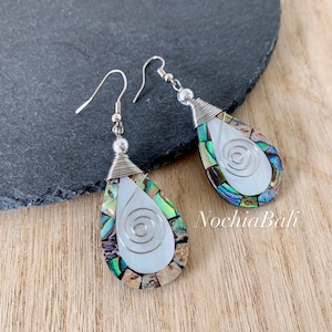 Teardrop Abalone earring, Mother of pearl Earring, Paua Shell jewelry, shell Boho jewelry, everyday earring, Gift for her