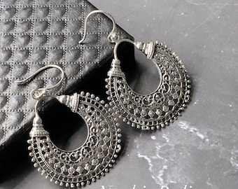 Pendientes bohemios de plata, pendientes hippies, pendientes bohemios, joyería gitana, plata de ley, joyería artística balinesa, regalo para ella