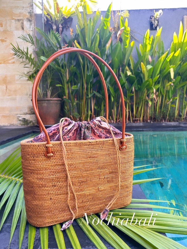 Summer Rattan Tote, Straw Tote bag, Woven Beach Bag, one shoulder summer handbag, genuine leather strap Medium Plain inches