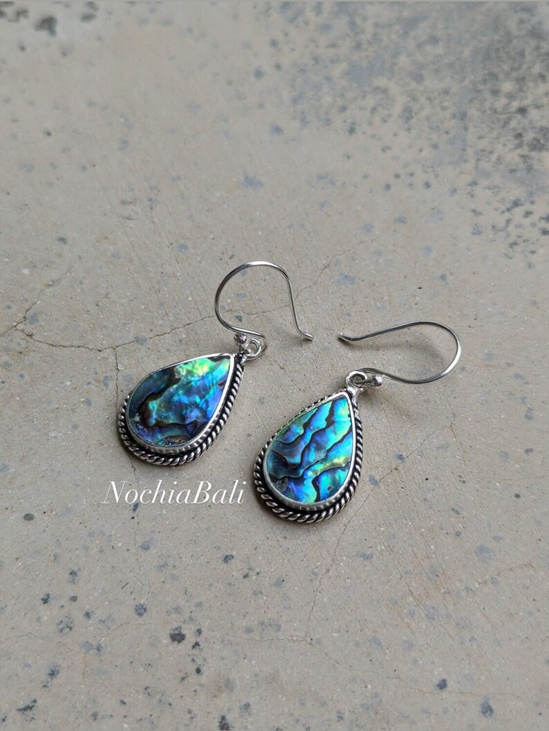 Collier Pendentif En Os Sculpté Avec Nacre Paua Abalone - 81stgeneration, 84 Cm, Neuf