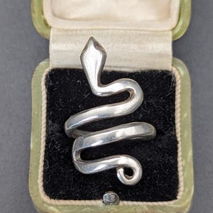 Vintage silver snake ring - sterling silver statement serpent band ring - mid century jewellery