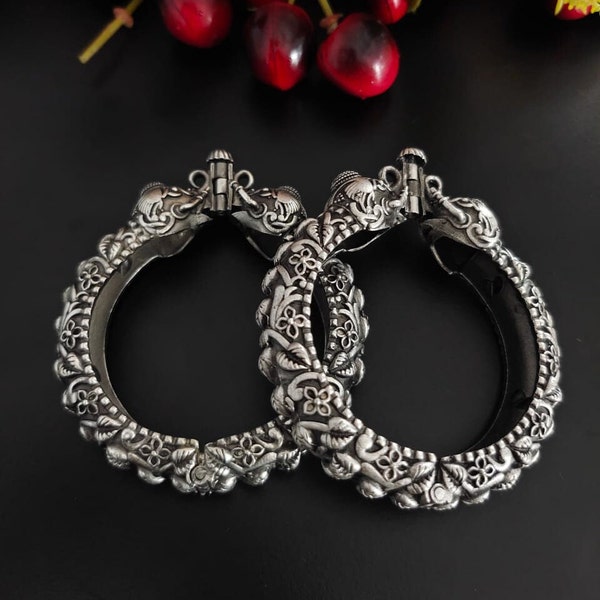Oxidized Elephant Bracelet/Oxidized Indian Jewelry/Silver Look Alike Kada Bracelet/ Indian Tribal Jewelry/Boho Bracelet/Festive jewelry Gift