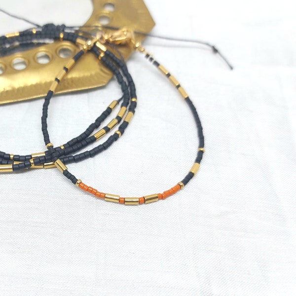 Verfijnd armbandje, met Japanese seed beads, goudkleurige hematiet, cadeau voor haar, minimalistisch, kralen armband, gold filled sluiting