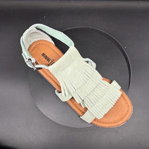 Vintage Minnetonka Moccasins Maui Fringed Leather Sandals in Mint SZ 5 Woman&#39;s NIB