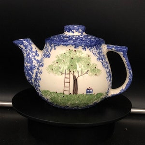 Vintage Molly Dallas Blue Spatterware Rare Apple Tree Teapot Excellent Cond.
