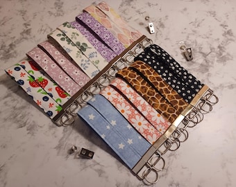 Llavero de pulsera con cordón