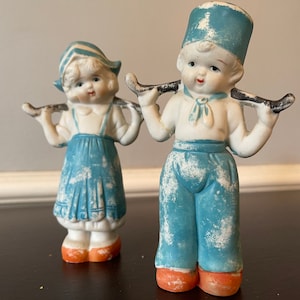Vintage Dutch Boy and Girl Figures Original Finish