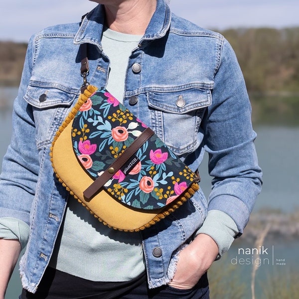 Saddlebag / Crossbodytasche floral senf-dunkelblau-braun mittelgroß