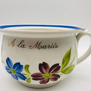 Ancien Vase de nuit, Pot de chambre faïencerie Digoin blanc crème