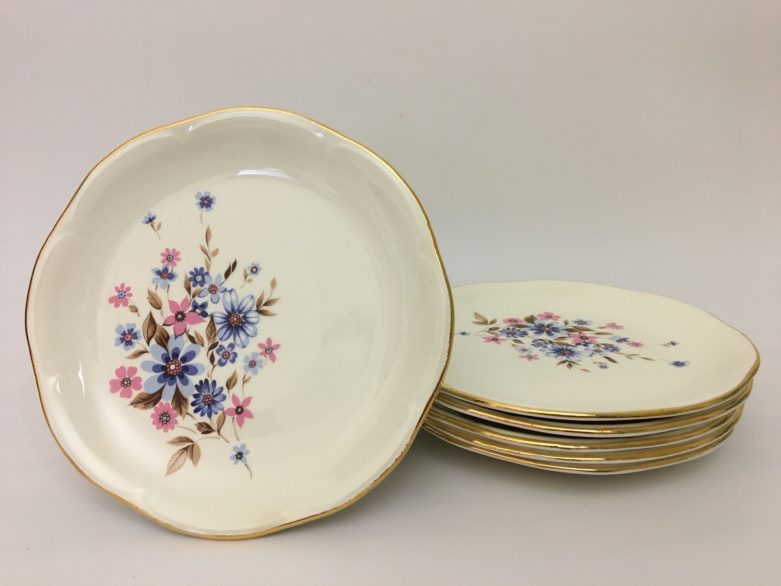 6 Assiettes à Dessert Gien avec Motifs de Fleurs Printanières