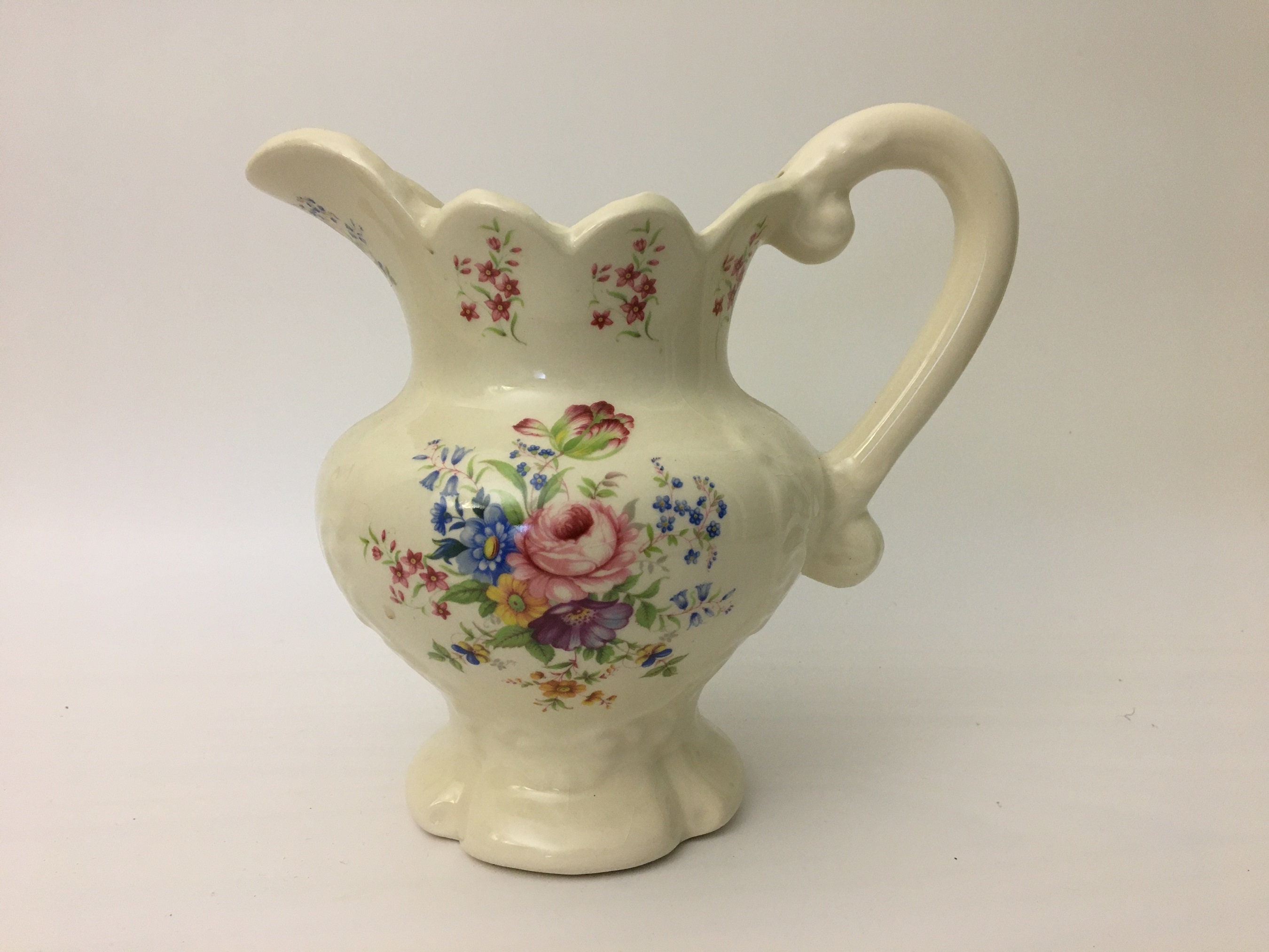 Pichet de Toilette La Poterie Anglaise Alpha Omega Staffordshire