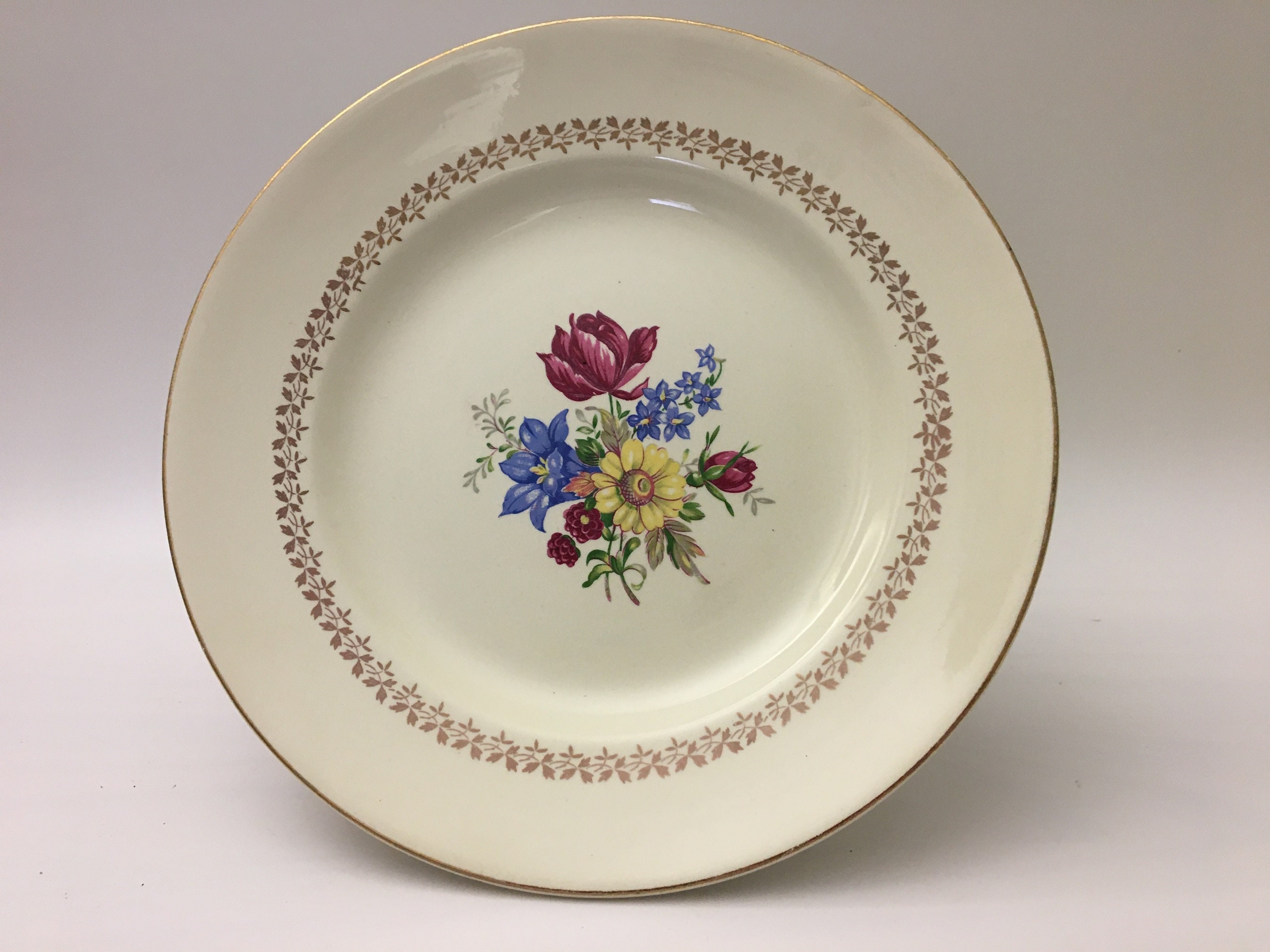 Plat de Service Rond Estampillé Sarreguemines