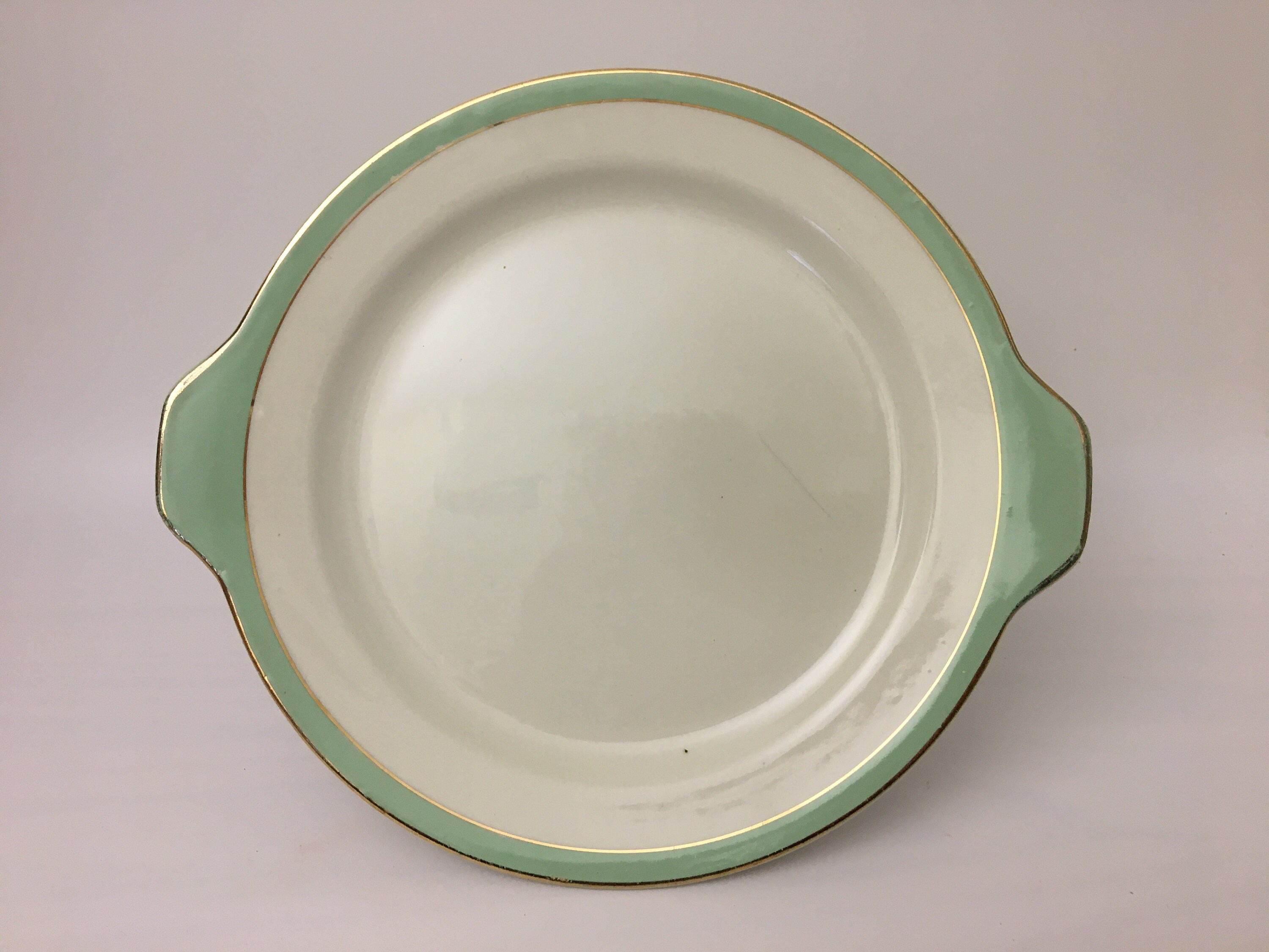 Plat de Service à Gâteau Estampillé Faïencerie d'orchies Nord Modèle «Condé»