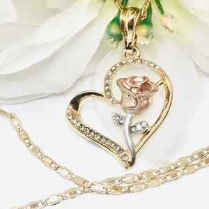 Gold Plated Rose Gold Flower Rose Heart Shape Pendant Necklace  - Dije Corazón con Flor Rosa - 14k Gold Plated Heart Pendant with Chain 22&quot;