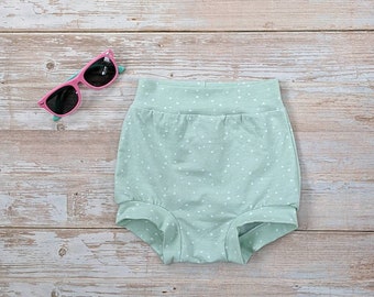 High waisted bummies for baby girls, toddler clothes for summer, green bloomers for baby girl, baby summer clothes, polka dot shorts