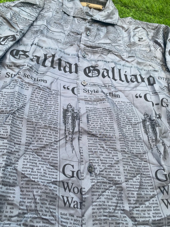 Vintage John Galliano Newspaper Gazette Print Sil… - image 3