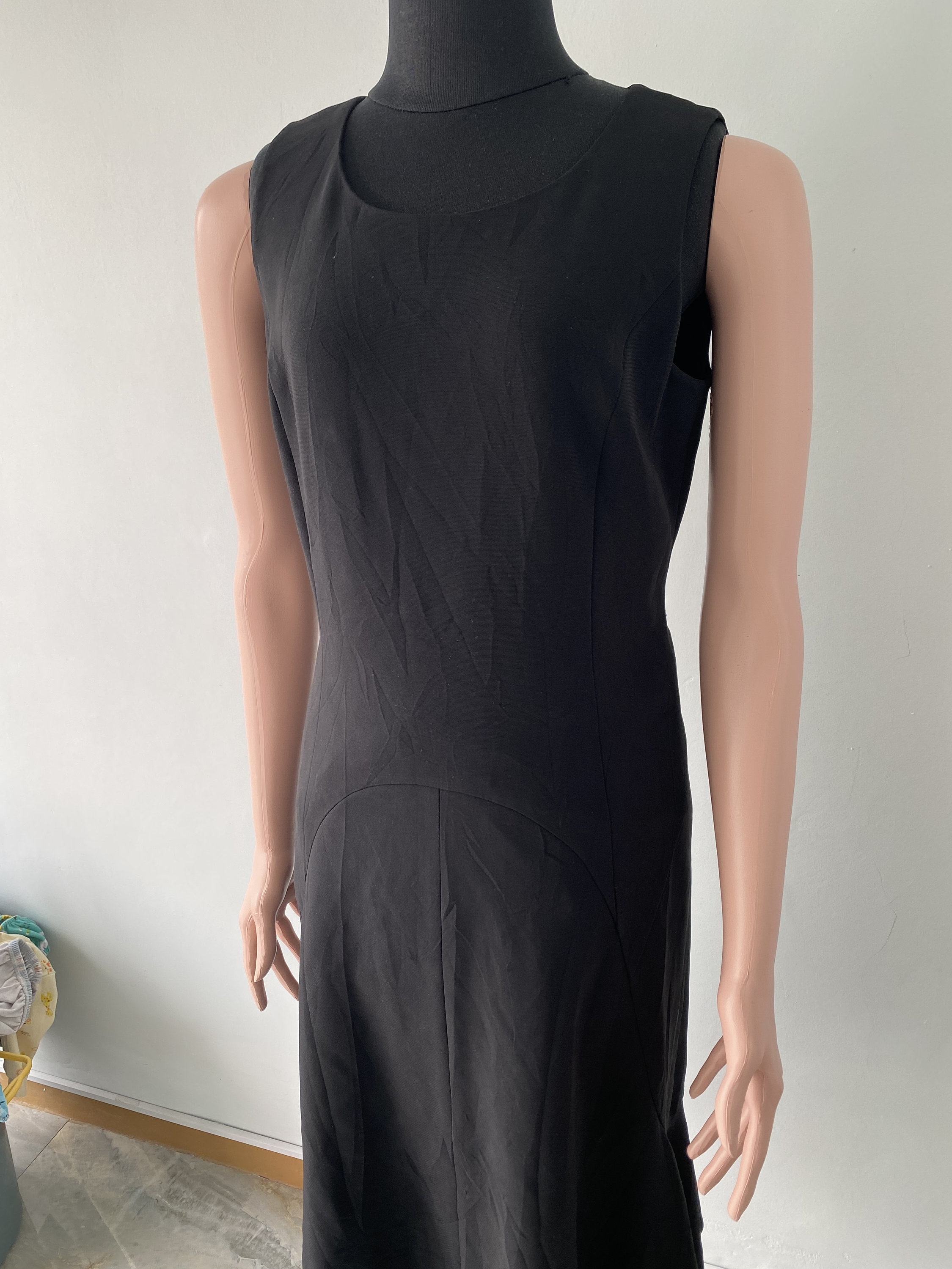 ワンピース GIVENCHY BLACK VISCOSE SLEEVELESS DRESS Givenchy Black Viscose Sleeveless Dress Size 4/38 | Yoogi's