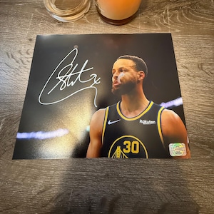 Steph Curry signed NBA photo 8x10 with COA, Golden State Warriors, Stephen Curry autographed memorabilia, NBA fan gift