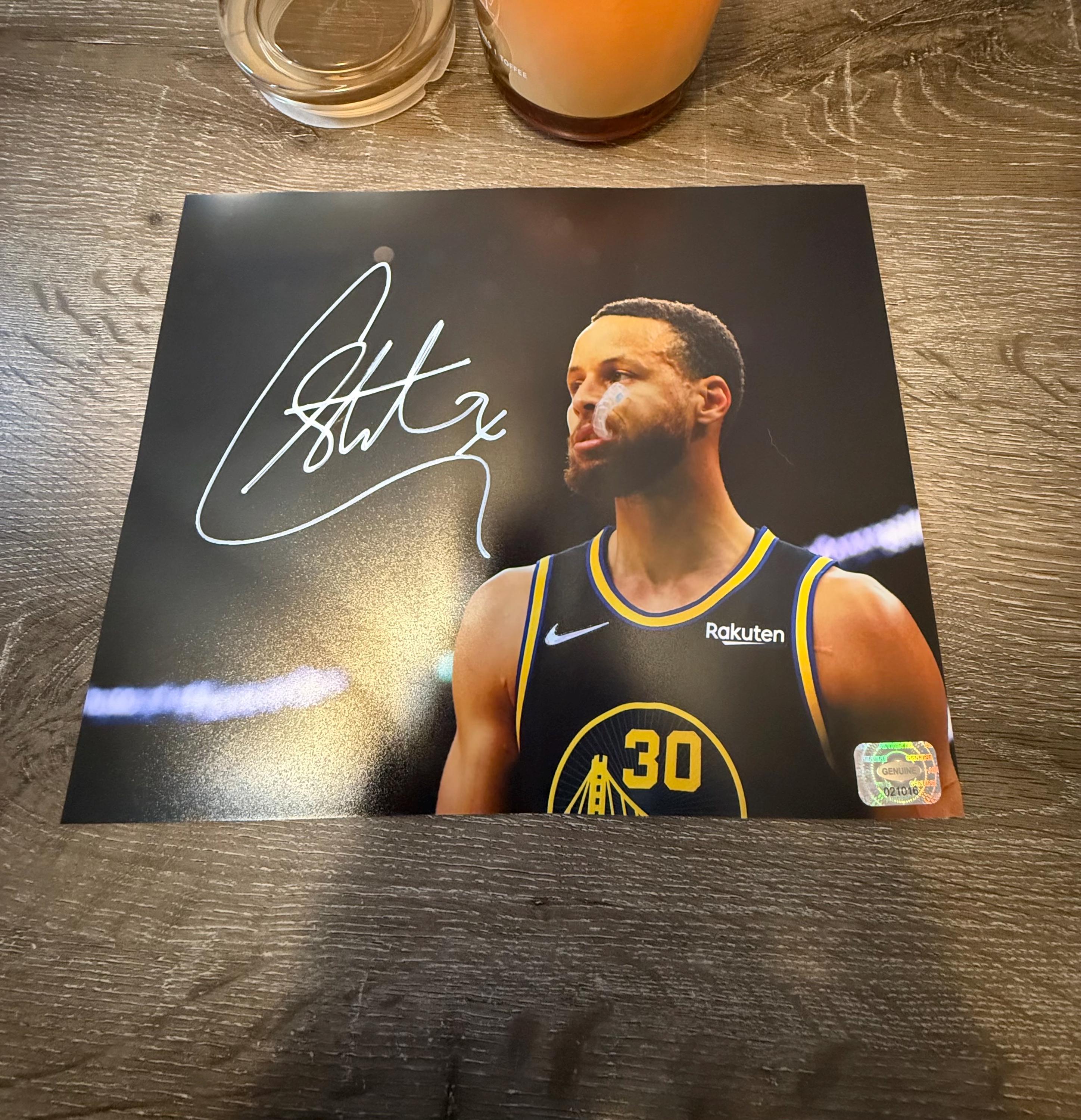 Steph Curry Signed NBA Photo 8x10 With COA, Golden State Warriors