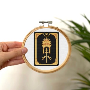 De Hierophant Tiny Cross Stitch Tarot Card, Mini Golden Tarot Card Stitch, Klein Easy Stitch Patroon, Gouden Tarot Card Patroon