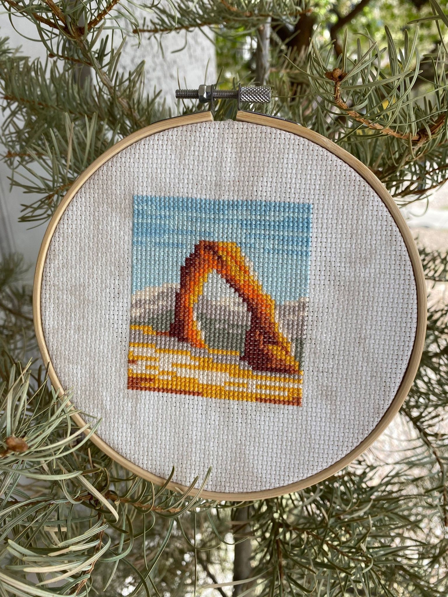 Friends of Jasper National Park - New in the shop! 🧵 These mini cross  stitch kits are perfect for beginners and a great way to pass the time at  home or out