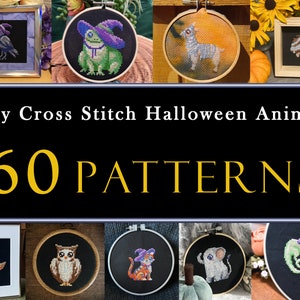 Può includere: Un collage di 60 schemi di punto croce con animali di Halloween. Gli schemi sono mostrati in piccoli cerchi da ricamo e presentano una varietà di animali, tra cui una rana, un gatto, un gufo, un'anatra, un camaleonte, un cane e un maiale. Il testo "Tiny Cross Stitch Halloween Animals" e "60 PATTERNS" è visualizzato in lettere gialle su sfondo nero.