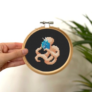 Tiny Cross Stitch Octopus Taking Pictures , Funny Cross Stitch Pattern , Mini Cross Stitch Sea Animal , Small Easy X Stitch Pattern