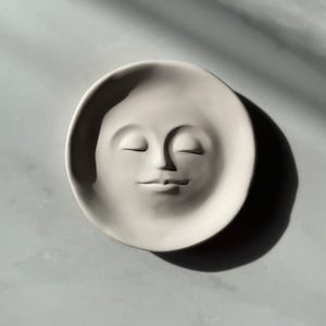 Small Moon Ring Dish  | Moon Trinket Tray | Moon Décor | Home Décor | Moonface Décor | Jewelry Dish | Trinket Dish | Decorative | Ring Dish