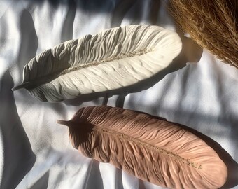 feather decor feather tray Jewelry tray with two bracelets Set with bracelets handmade Gift Set