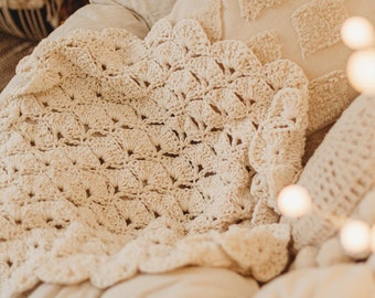 Crochet Pattern: Chunky Lacy Baby Blanket Emmy, Crochet Baby Blanket Pattern, Easy Crochet Pattern, Chunky Blanket Pattern, P041