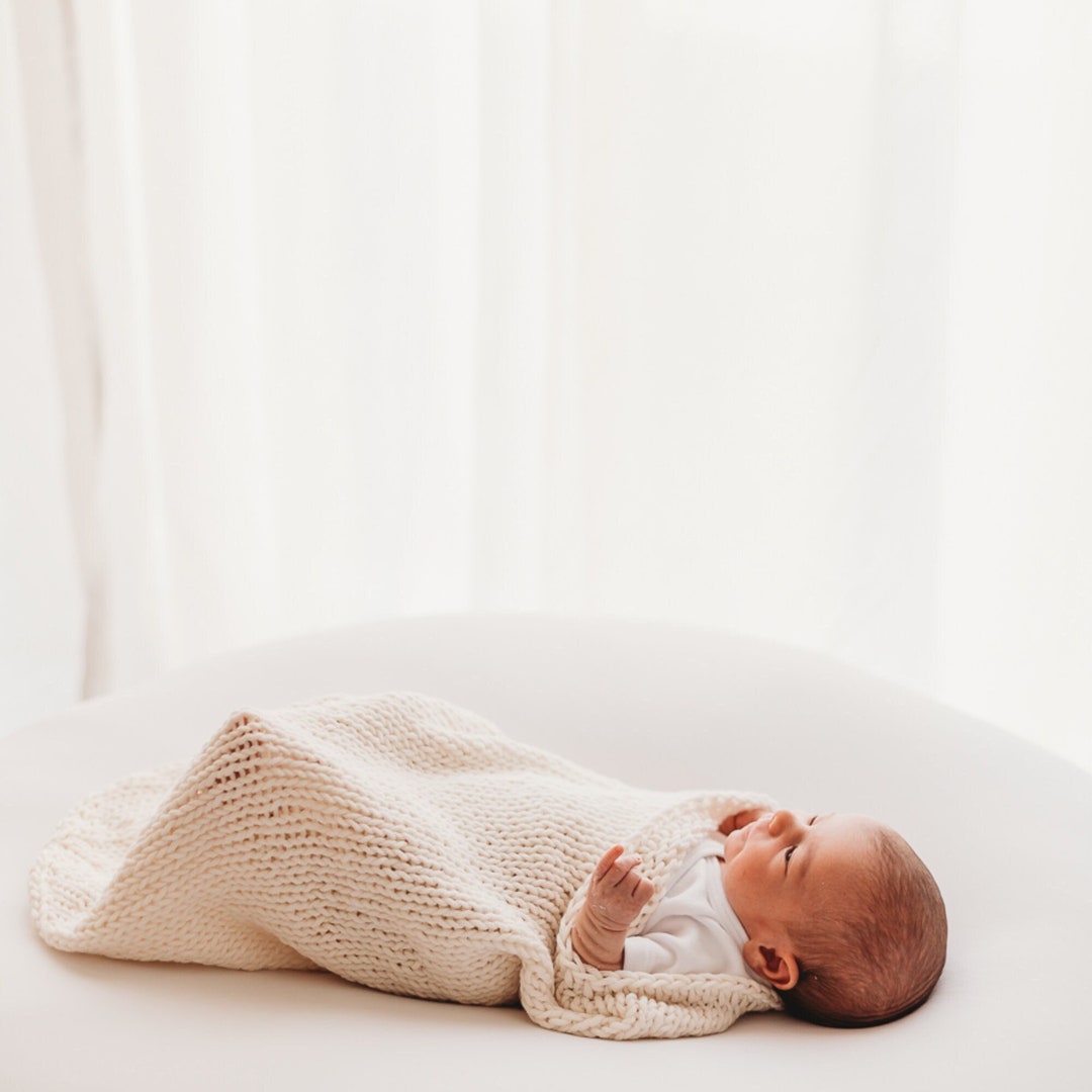 Chunky Knit Newborn Cocoon Pattern: Easy Baby Bunting (PDF Pattern N