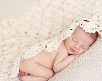 Crochet Bassinet Baby Blanket Pattern: Lacy Shells Emmy (Aran/Chunky Yarns)