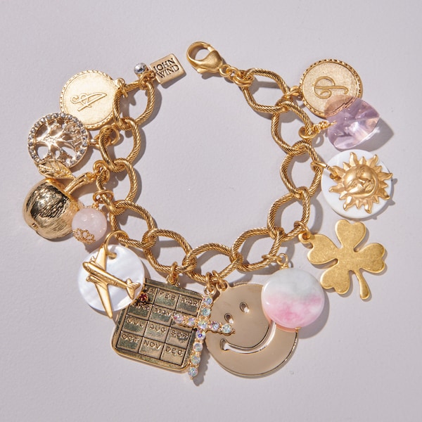 Pulsera con dijes personalizados exclusivos