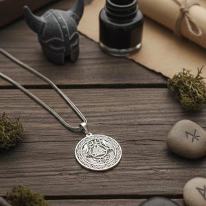Collana personalizzabile con il corvo di Odino, mitologia norrena, ciondolo Valknut, gioielli vichinghi, regalo personalizzato immagine 3