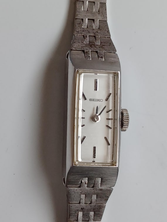 Seiko Women's Watch 17 Jewels Mechanical Wind 1520-3709 Vintage