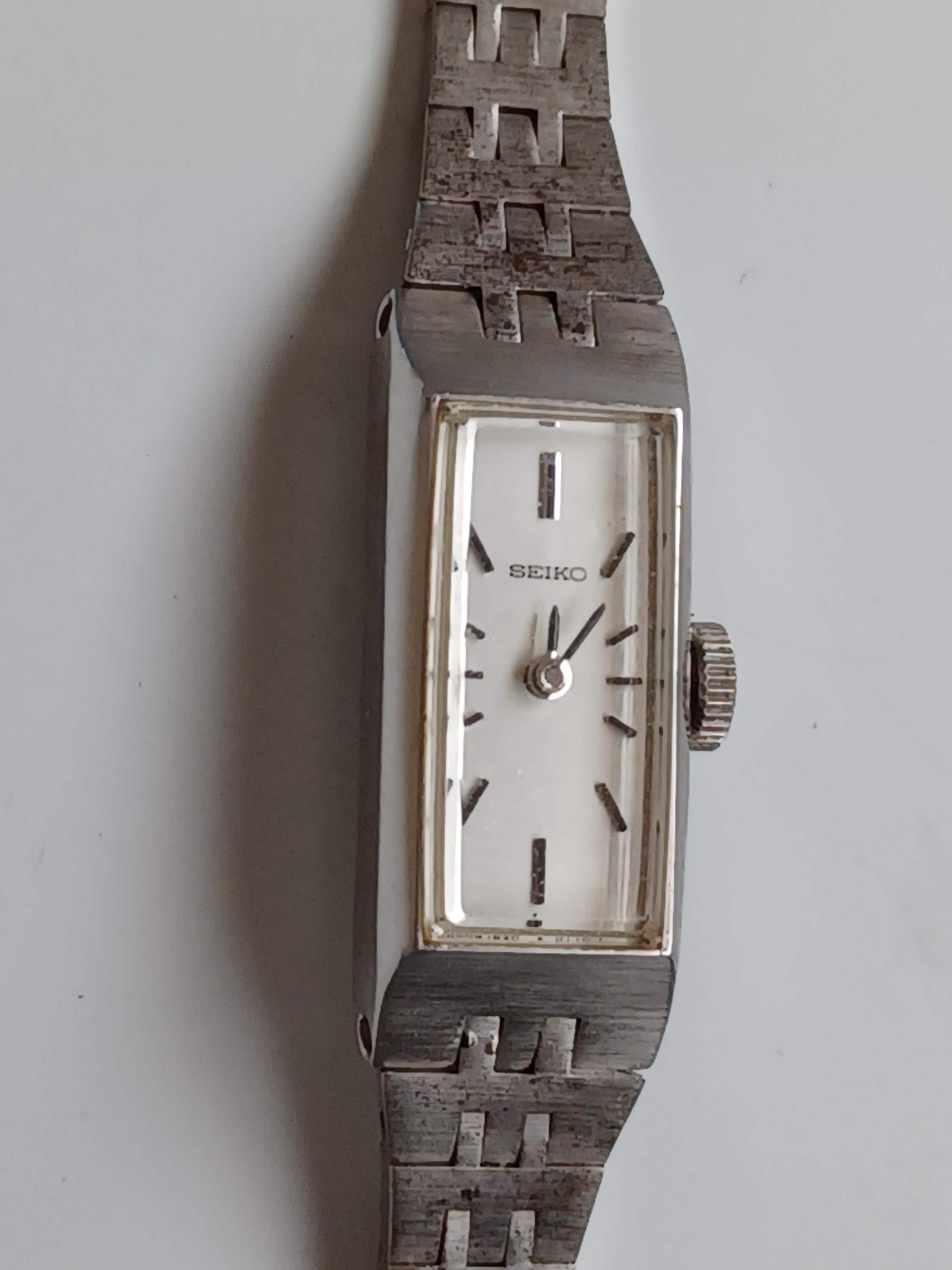 Seiko Women's Watch 17 Jewels Mechanical Wind 1520-3709 Vintage