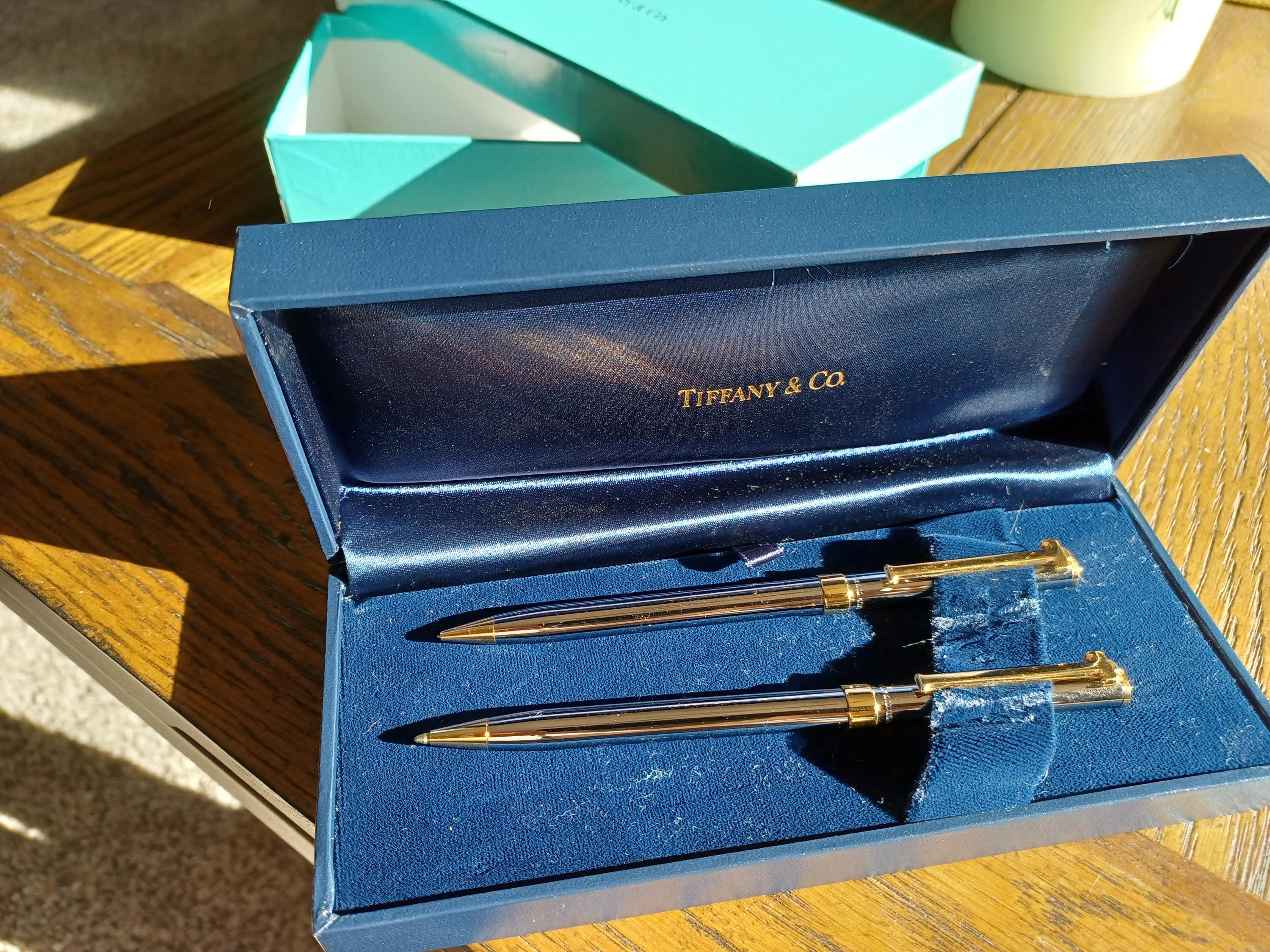 TIFFANY&Co. ステーショナリー 1998 Tiffany & Co. Ballpoint Pen and Pencil Set Gold “T” Shaped