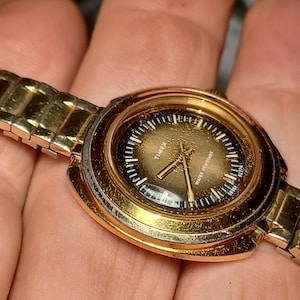 1974 Timex Sun Burst Dial Women Watch 10K Gold RGP Bracelet Keeps Time Water Resistant 50 Years Old Near Mint Working Ladies Wrist Watch