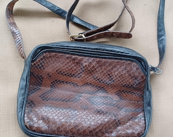 PELLETTERIE Purse C3 Python Genuine Snakeskin Shoulder Bag Clutch Made in ITALY Alta Moda "High Fashion" Vintage Like New RARE Snake Skin