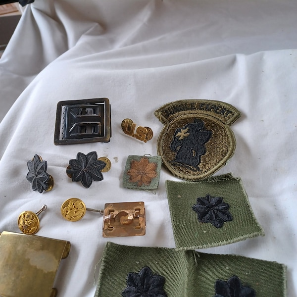 Military Badges Medals and pins Canal Zone Jungle Expert School Major USPACOM unit Fort Sherman Military JOTC Warfare Oakleaf Belt Buckle