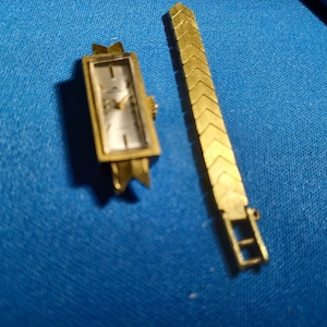 Vintage Bucherer rectangular Gold Plated Manual Wind Ladies Watch runs wristwatch Needs Band DRESS, Mid-century Fashion