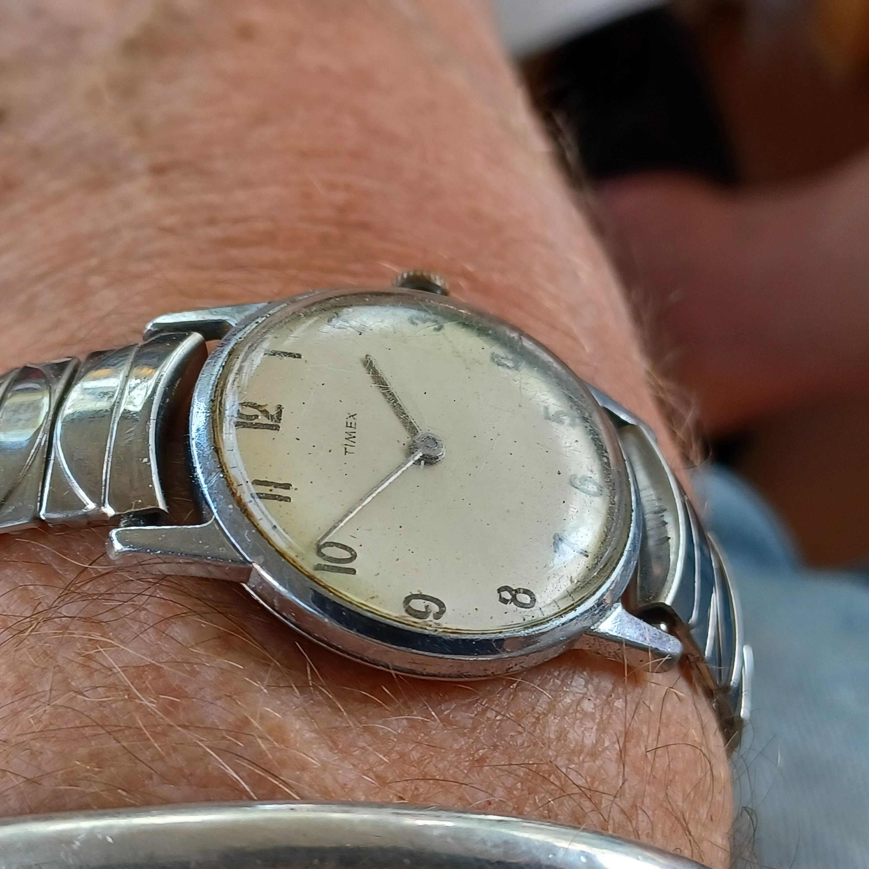 Timex Mercury - Etsy display picture 1