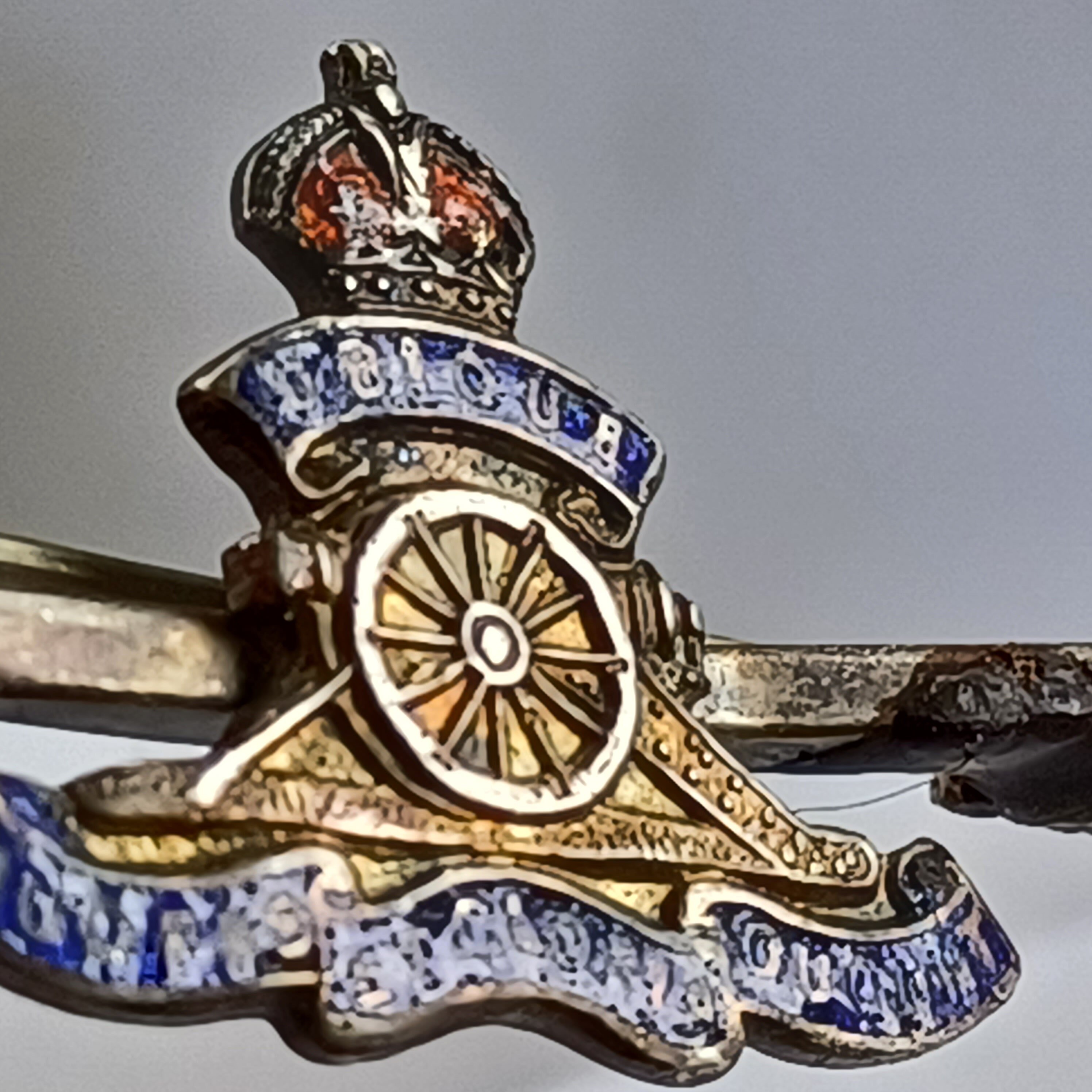 WWII 925 British Royal Artillery Hat Badge Army Issue Sterling