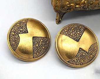 Vintage Monet Gold Tone Clip-On Earrings