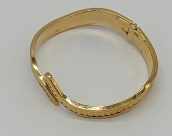 Vintage Monet Gold Tone Bracelet