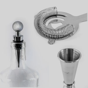 Cocktail Shaker Set mit Ständer 17-teiliges Mixology Barkeeper Kit Bar Set 25 Unzen Martini Shaker, Jigger, Sieb, Muddler, Mischlöffel Bild 7